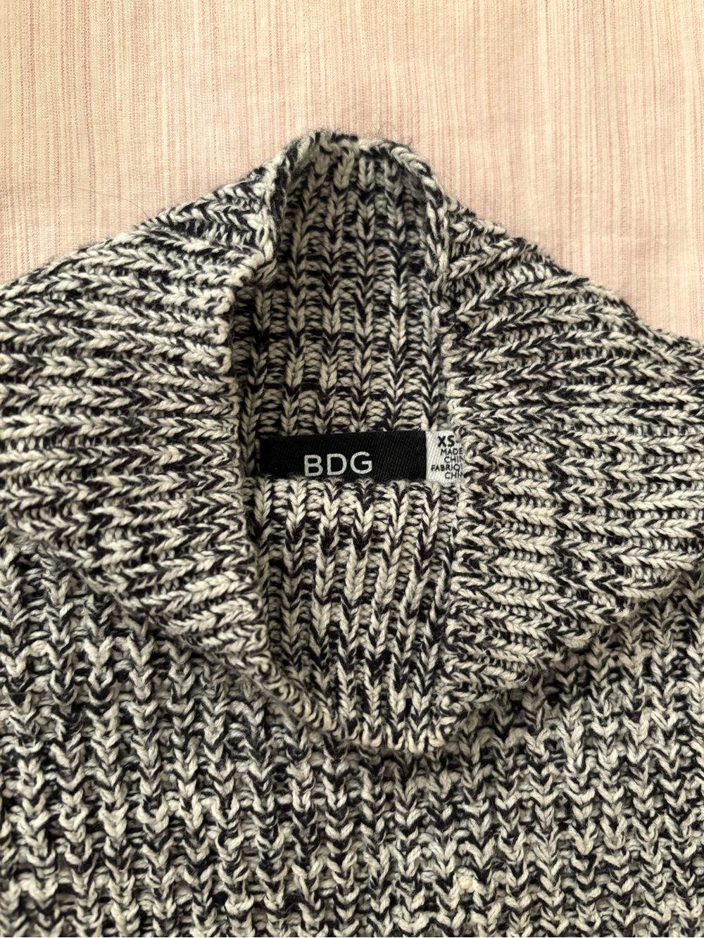 BDG Turtleneck Sweater - Picture 3 of 4